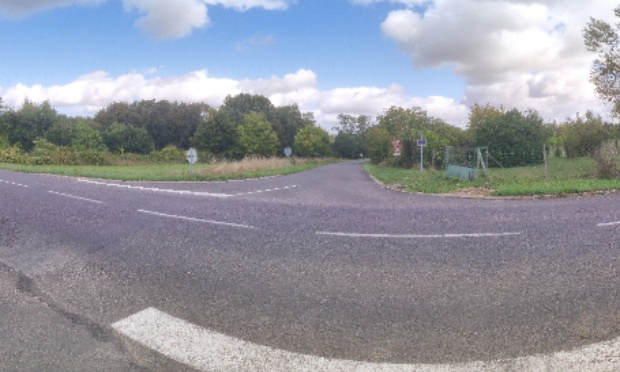 Pour l’installation de 4 STOP à l’intersection D246 / rue Tourneboeuf