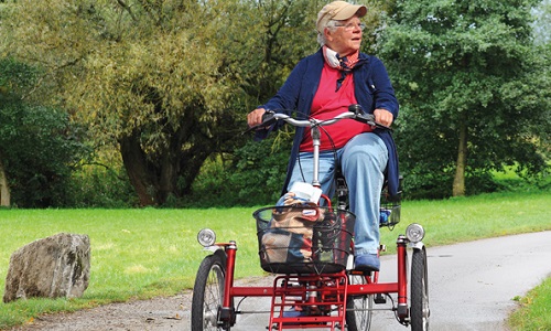 Des vélos pour les personnes âgées