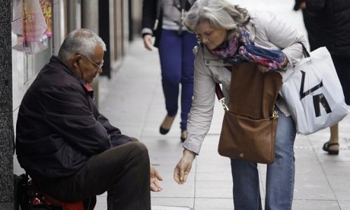 Une retraite chauffeur de bus dort dans un garage depuis quatre mois sans eau ni chauffage