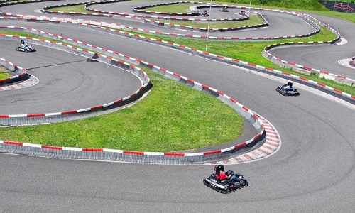 Non à la fermeture du centre de Karting de Kerpen!