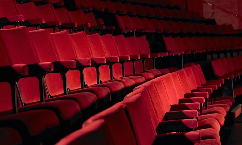 Interdire la nourriture dans les salles de cinéma!