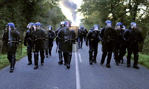 Pour une modification de la légitime défense des forces de l'ordre