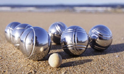 Conservation du terrain de pétanque du square de jade