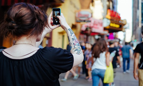 Création de la journée Mondiale du Selfie-utile,PROTEGEONS NOS ENFANTS