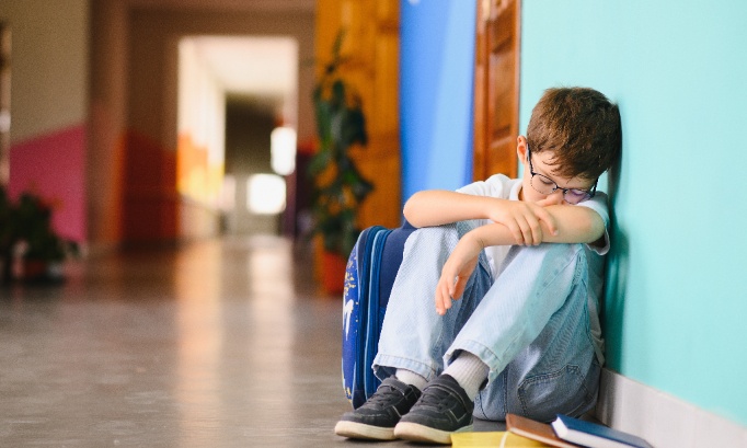 Crise de l'accueil périscolaire à Chambray-lès-Tours : les familles à bout  Manque de places en centres de loisirs : les enfants oubliés