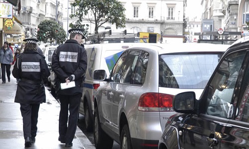 Pour que les 6800 places de voiture à Lyon reste gratuites ! Ainsi que le quart d'heure gratuit !