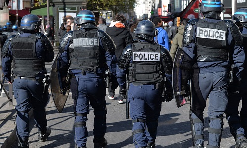 Contre le coup de force policier : la désobéissance civile