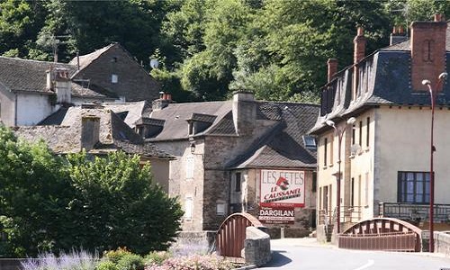 Venue de migrants hommes à Pont de Salars