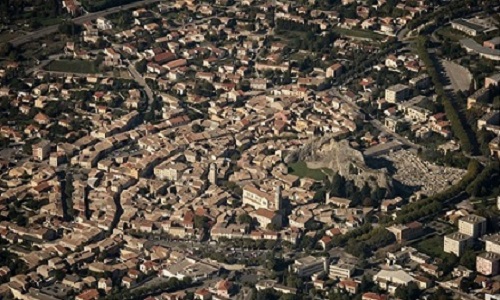 Pétition de soutien pour l'employé rabaissé au Roc de Pierrelatte !