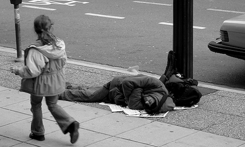 S'occuper des SDF immédiatement et définitivement