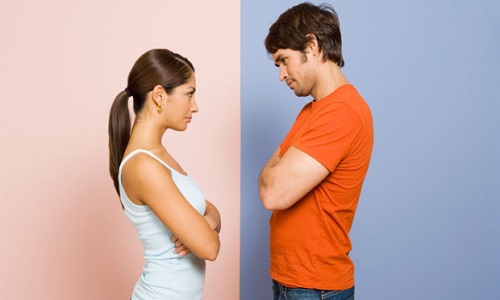 Stop aux discriminations entre les hommes et les femmes.