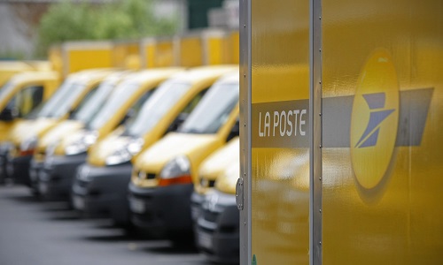 Pétition des usagers contre la réduction des horaires d'ouverture  de La Poste d’Ecouen