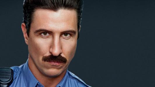 Pour que Ferny garde sa pornstache jusqu'à fin décembre !