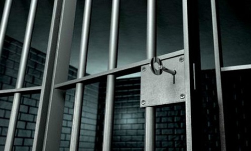 Exiger que les dirigeants aillent en prison