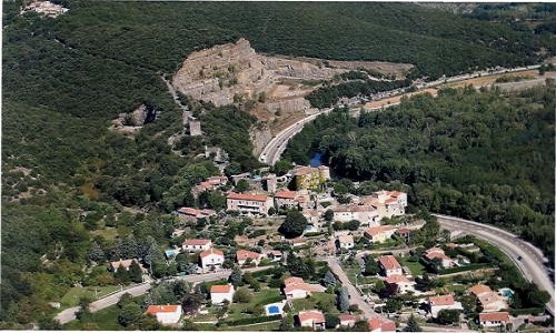 Stop aux carrières des salles du Gardon