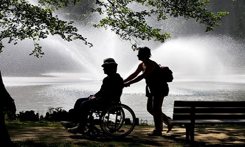 De meilleurs aides et conditions de vie pour malades et handicapés