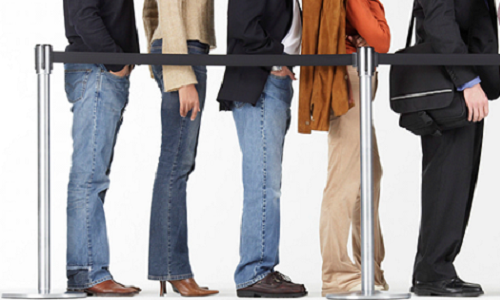 Temps d'attente interminable aux caisses  de Carrefour ? Signez cette pétition !