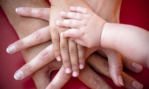 Retirer l'autorité parentale à un père violent et alcoolique