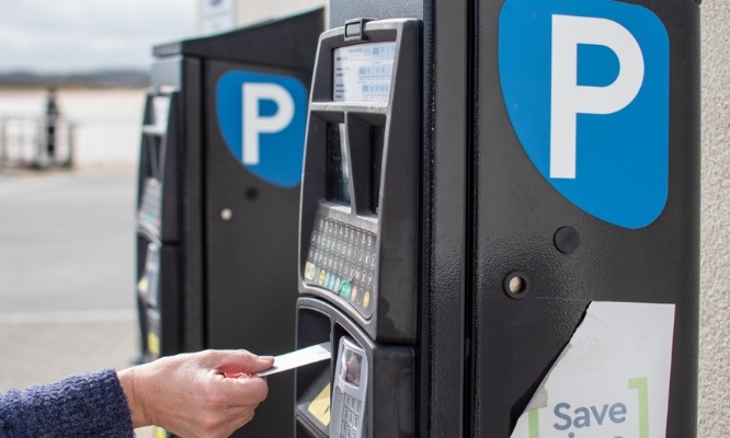 Stationnement trop onéreux : les étudiants de l'IFSI de Versailles demandent des solutions