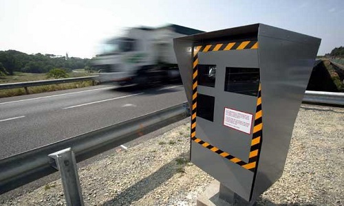 Radars : pour que des avertissements soient donnés avant verbalisation et pour redistribuer les gains des radars aux contribuables non verbalisés