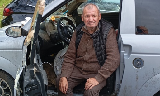 Pétition : Urgent un toit pour Marc 61 ans qui attend  un logement depuis 4 ans assis dans sa voiturette près de Nantes