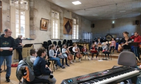 Reprise des cours de musique au conservatoire de Fougères Agglomération