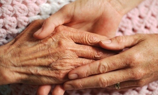 Agissons pour que cesse pour toujours La maltraitance institutionnelle en EHPAD