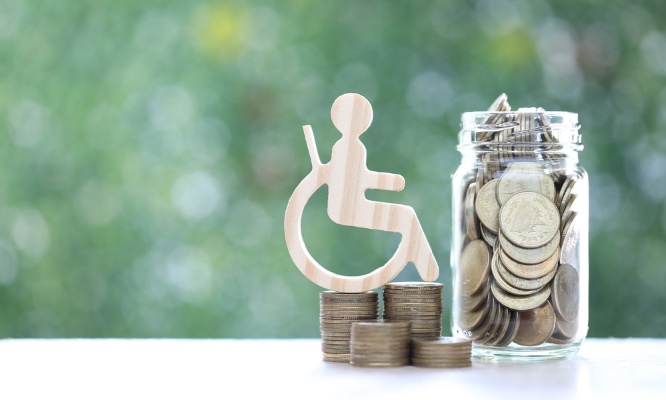 Pour le maintien de l’AAH et de l’ALD pour toutes les personnes handicapées et indépendantes