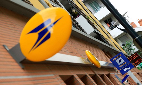 Non à la fermeture du bureau de poste de Champignol !