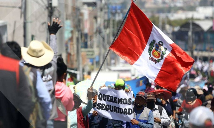 Assez d’états d’urgence sans résultats: agissons contre la criminalité au Pérou