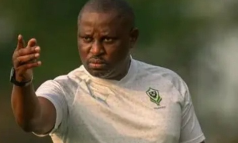 Pour le remplacement de Thierry MOUYOUMA à la tête de la sélection du Gabon