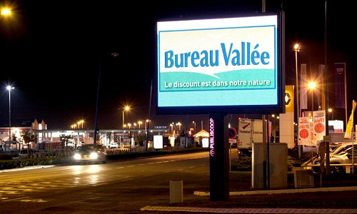 Rendre obligatoire un variateur d'économie d'énergie sur les éclairages commerciaux et enseignes publicitaires