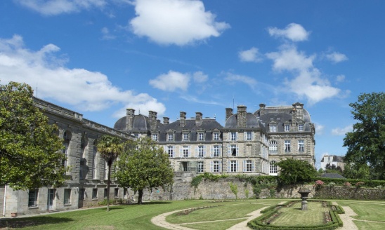 Stop aux expulsions arbitraires et immédiates décidées par la préfecture de Vannes