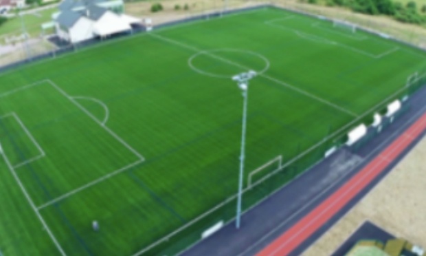Pour la création immédiate d’un terrain synthétique pour le FC HCC