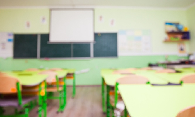 La classe de CP de l’école de l'Herboval a besoin de stabilité, pas de remplacements successifs imposés par l'Education Nationale