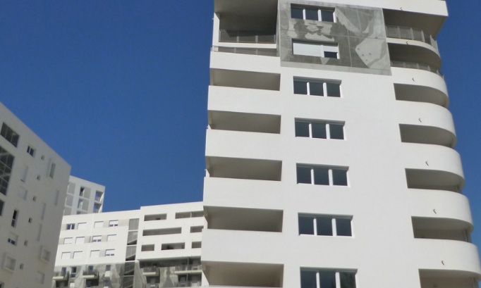 Urgence sanitaire aux docks libres (Marseille 3e) Exigeons une administration provisoire de 13 Habitat : Nos vies sont en danger !