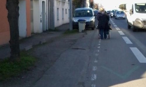 Des trottoirs accessibles et praticables en toute sécurité pour les piétons à Rezé