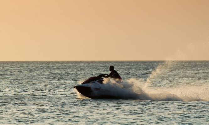 Interdisez les scooters des mers à Saint Aygulf pour protéger les fonds marins