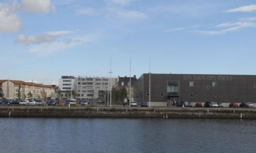 Maintien de la gratuité (2 h) du parking des Bains des Docks