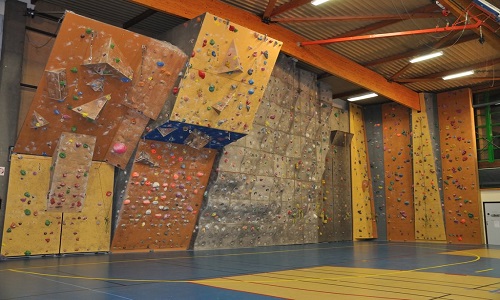 Pour une salle d'escalade couverte à Agen