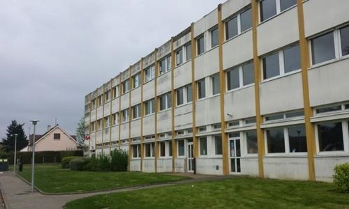 Non à la fermeture d'une classe à l'école Jean Macé de Lucé