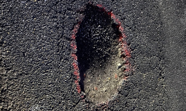 Pour que le maire Joël Guin de Vedène répare les routes et indemnise les usagers