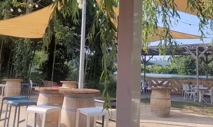 Pour la reprise salariée du camping municipal et de la guinguette