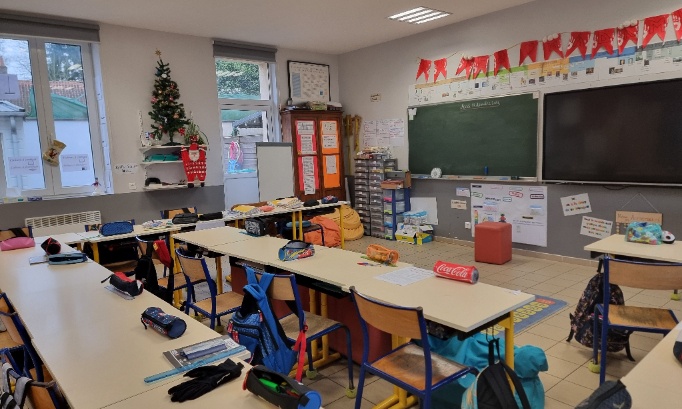 Pour le maintien du poste d’institutrice à l’école de dompnac