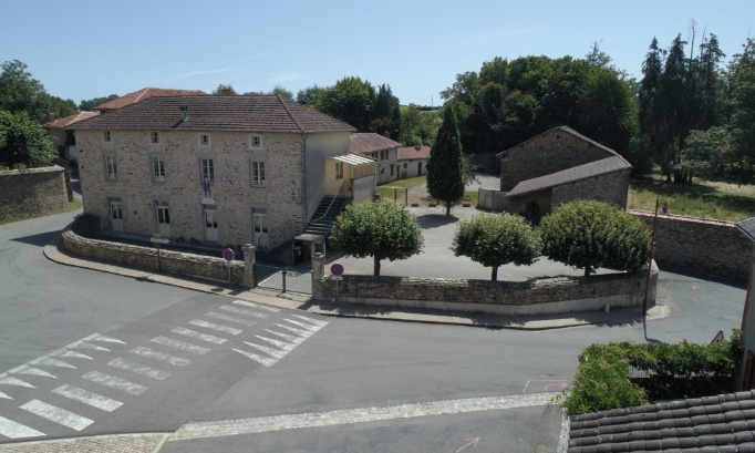 Non à la fermeture d'une classe à l'école de Jourgnac (87)