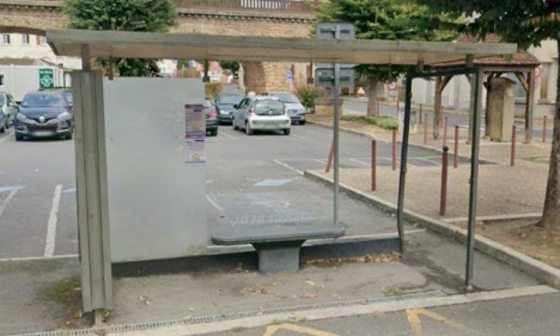 Pour le remplacement de l'arrêt de bus de Mouleydier