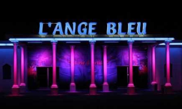 Cheval maltraité à L’Ange Bleu ! ! !