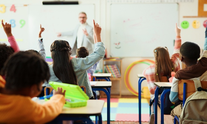 Non à la fermeture d’une classe au sein de l’école Ferry / Zay à Fraisses.