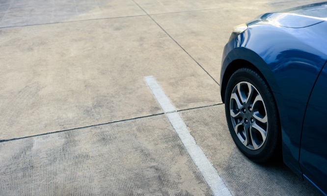 Pour la réouverture temporaire du parking de la résidence FSM