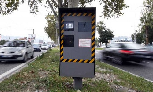 Pied de nez aux radars de tout poil !